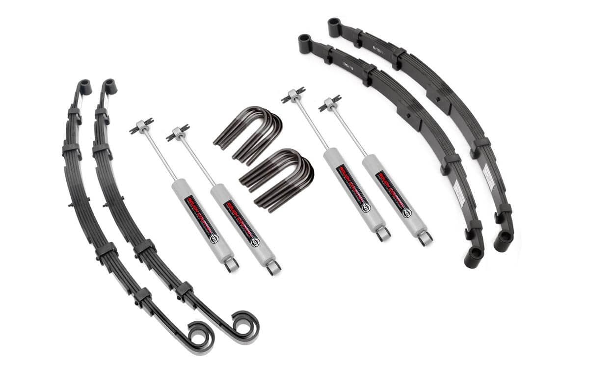 Rough Country 61030 2.5 Inch Lift Kit | Jeep CJ5/CJ7 5 4WD (1976-1983)