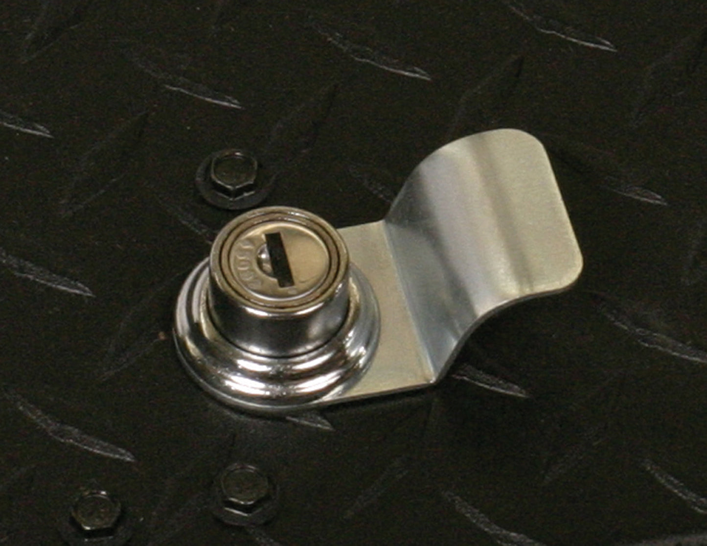Side Finger Pull Lever for Pushbutton Lock