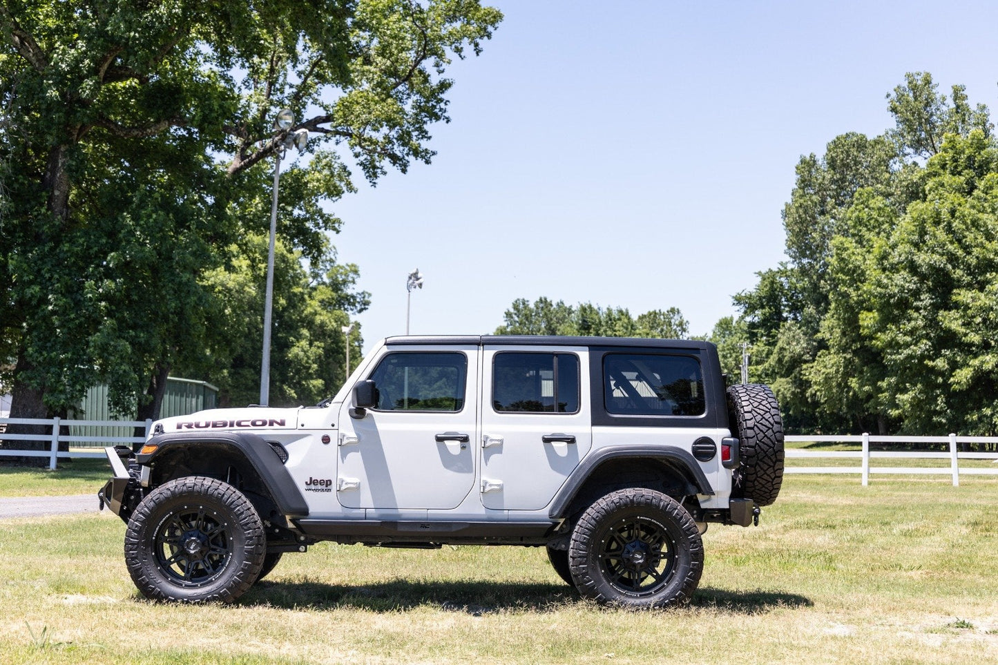Rough Country 94030 3.5 Inch Lift Kit | C/A Drop | FR D/S | Jeep Wrangler Unlimited 4WD (24-25)