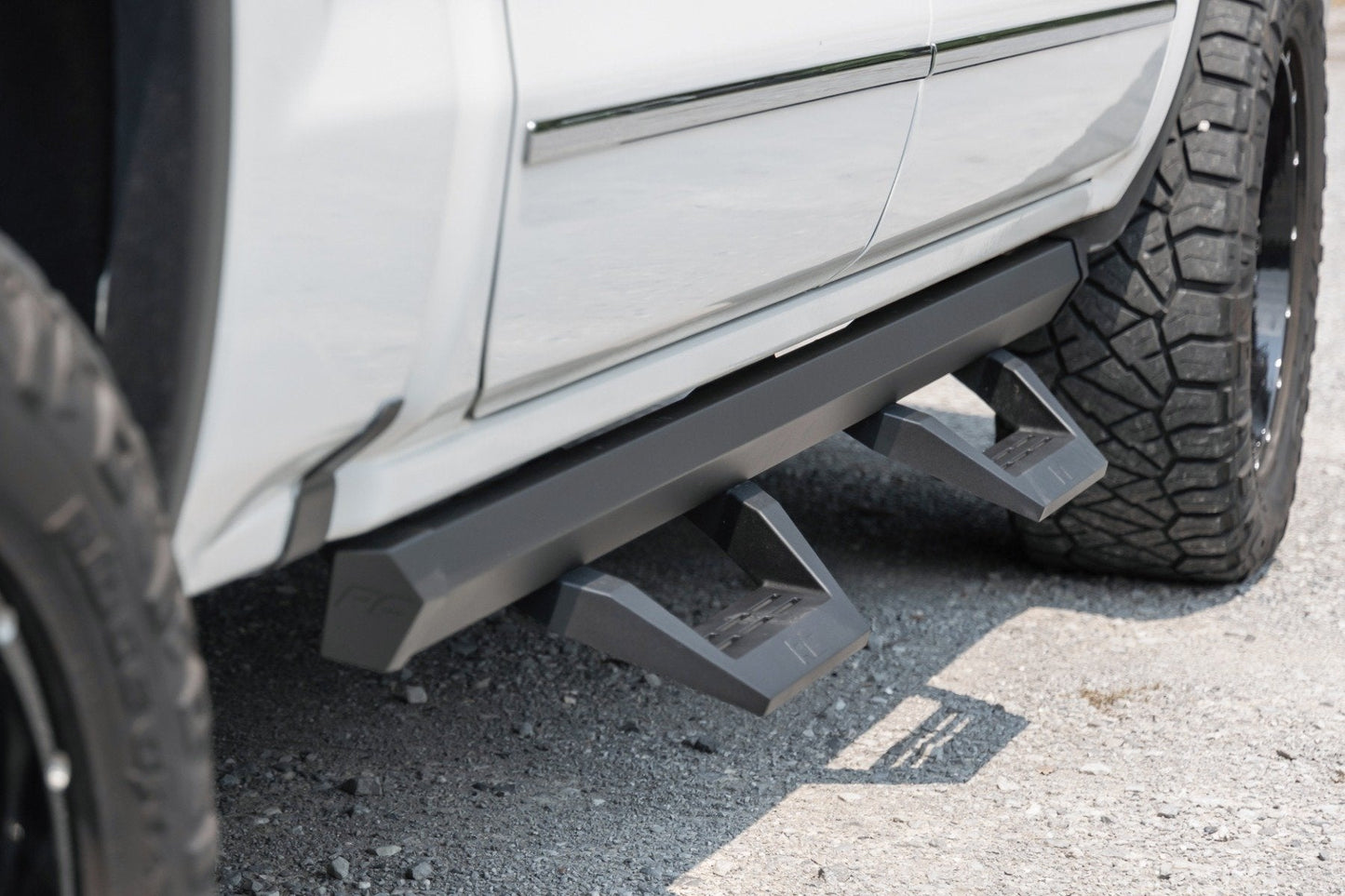 Rough Country 11009A SRX2 Adj Aluminum Step | Crew Cab | Chevy/GMC 1500/2500HD/3500HD (07-18 & Classic)