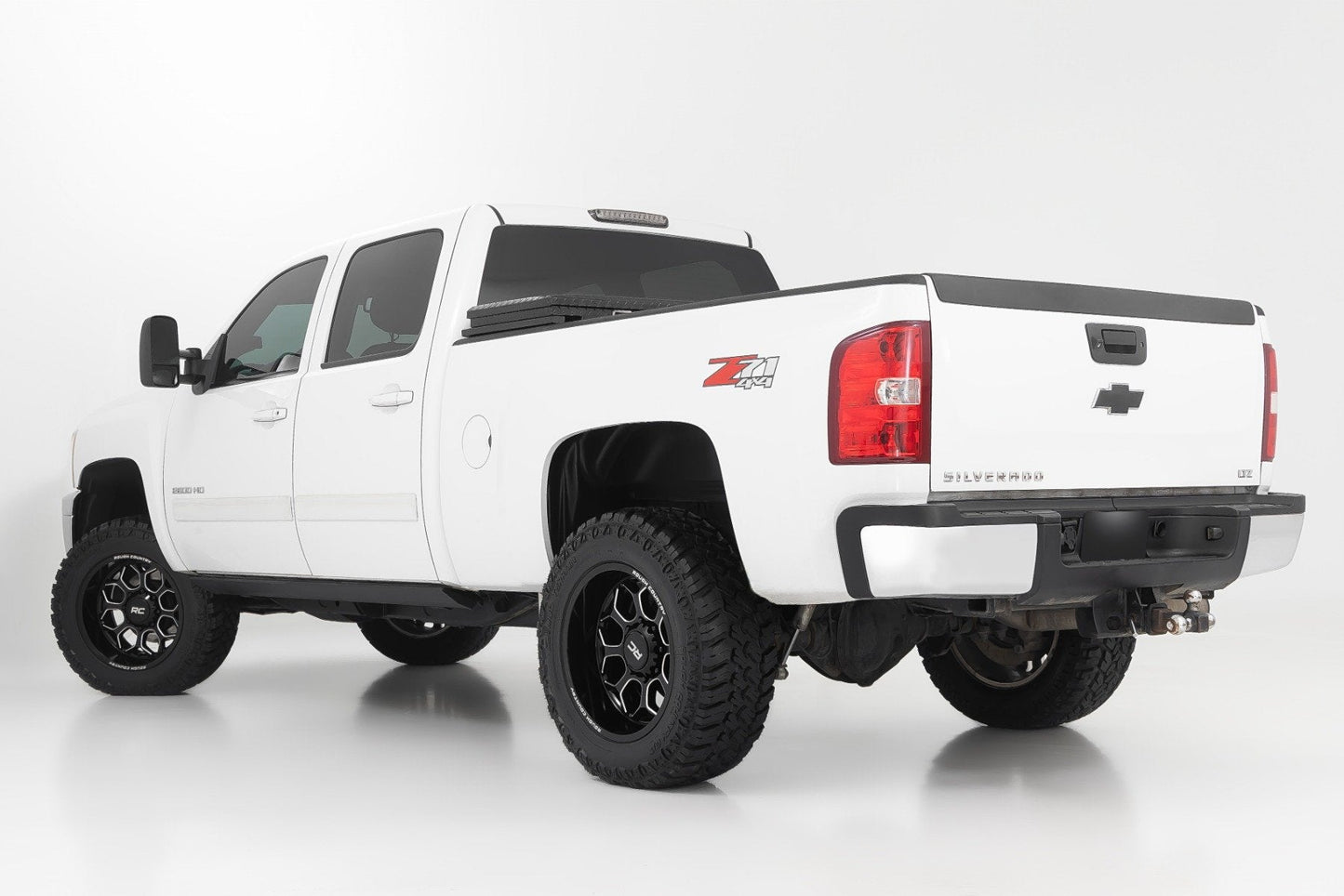 Rough Country 96201006 Rough Country 96 Series Wheel | One-Piece | Gloss Black | 20x10 | 8x180 | -19mm
