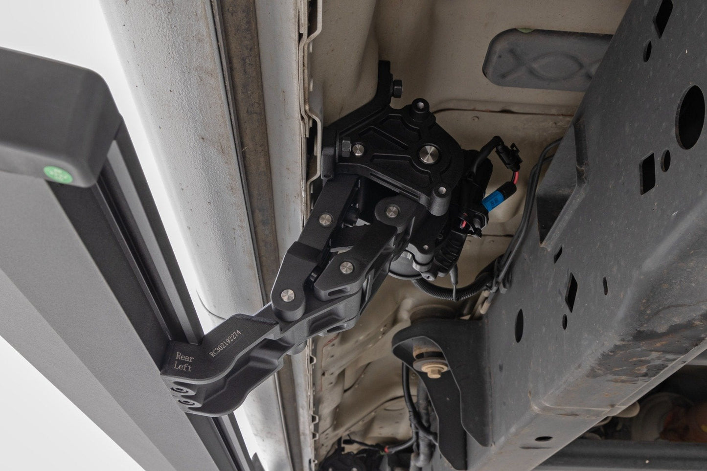 Rough Country PSR71529 Power Running Boards | Dual Electric Motor | Crew Cab | Ford F-150 (09-14)