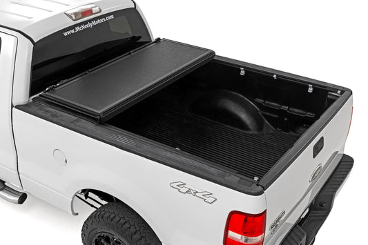 Rough Country 47214650B Hard Low Profile Bed Cover | 6'7" Bed | Ford F-150 2WD/4WD (2004-2014)
