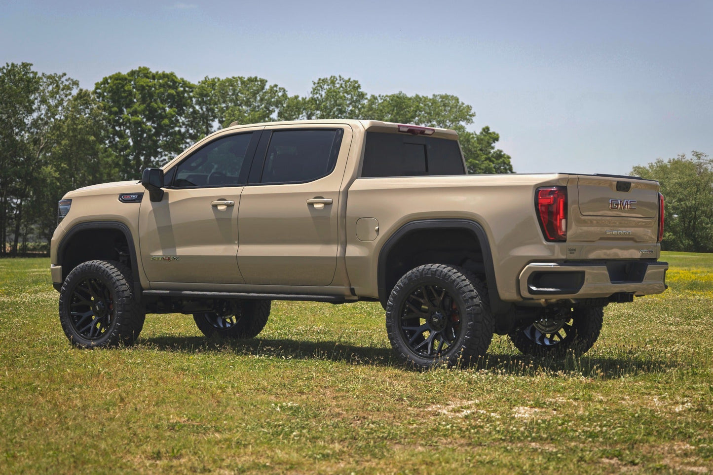Rough Country 110700 4 Inch Lift Kit | AT4X | GMC Sierra 1500 4WD (2022-2026)