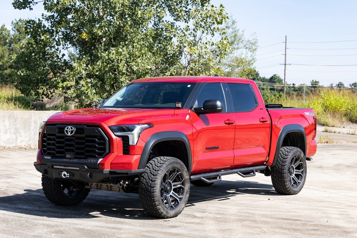 Rough Country 72002B Nerf Steps | Cab Length | Crew Max | Toyota Tundra 2WD/4WD (2022-2025)