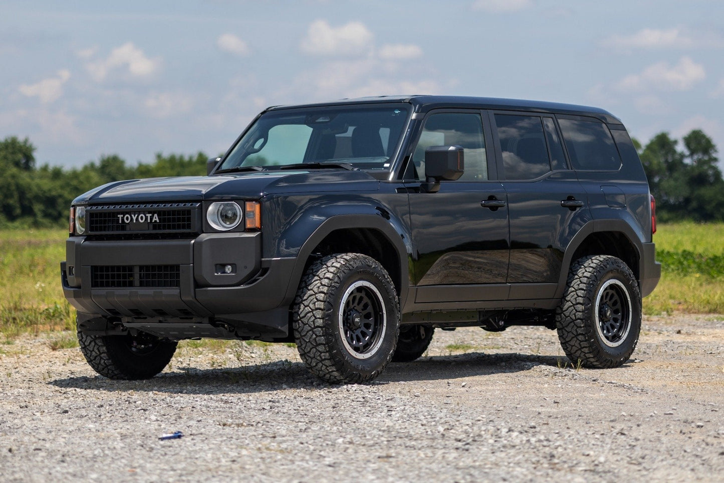 Rough Country 72900_A 1 Inch Leveling Kit | Toyota Land Cruiser 4WD (2024-2025)