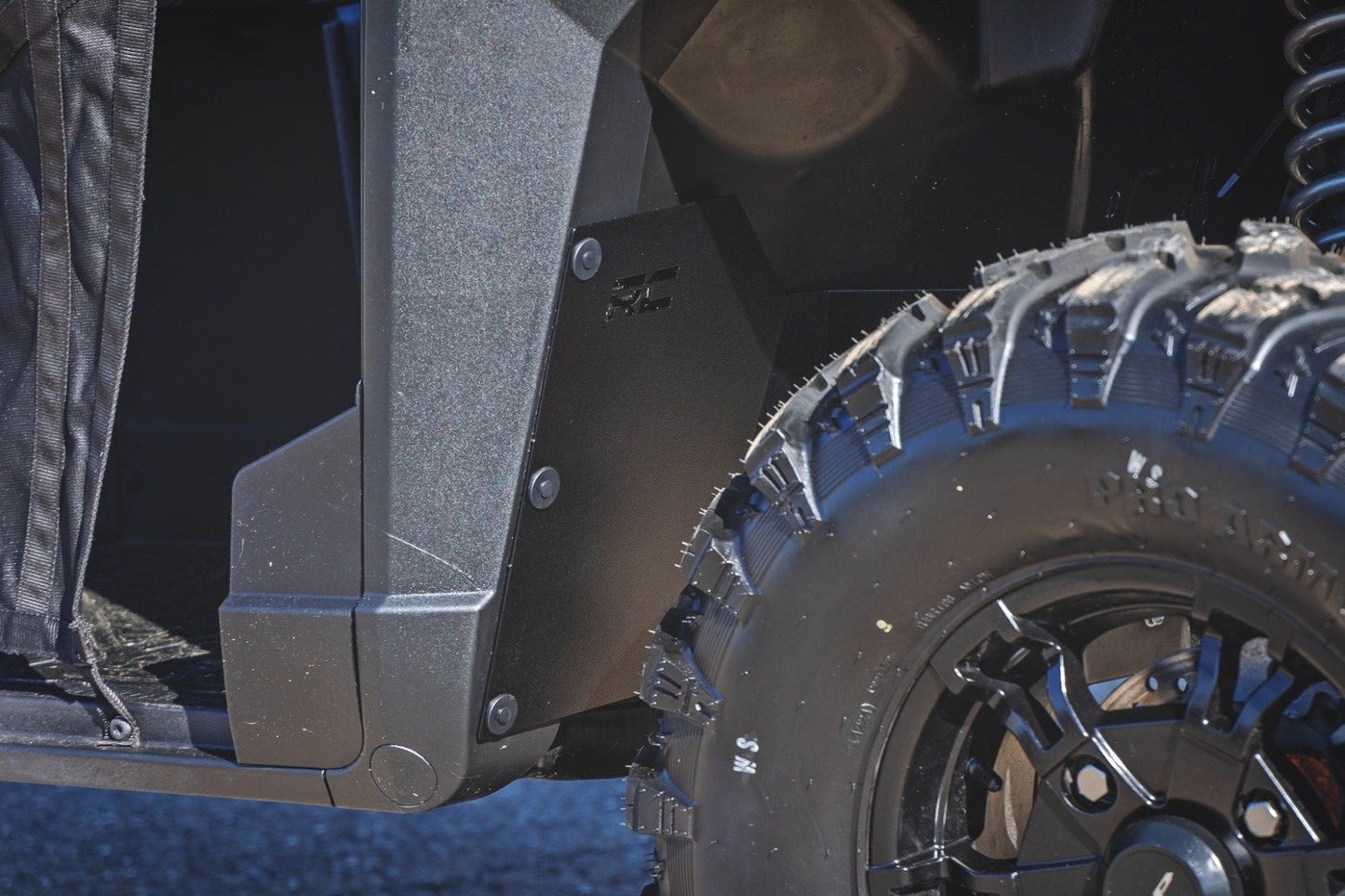 Rough Country 93211 Inner Fender Guards | Polaris Ranger XP 1000