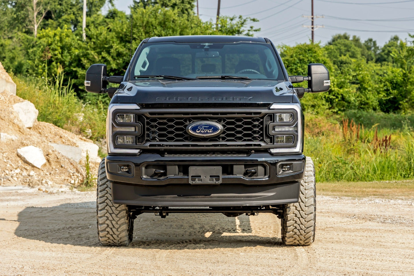 Rough Country 43740 6 Inch Lift Kit | Diesel | No OVLD | M1 | Ford F-250/F-350 Super Duty (23-25)