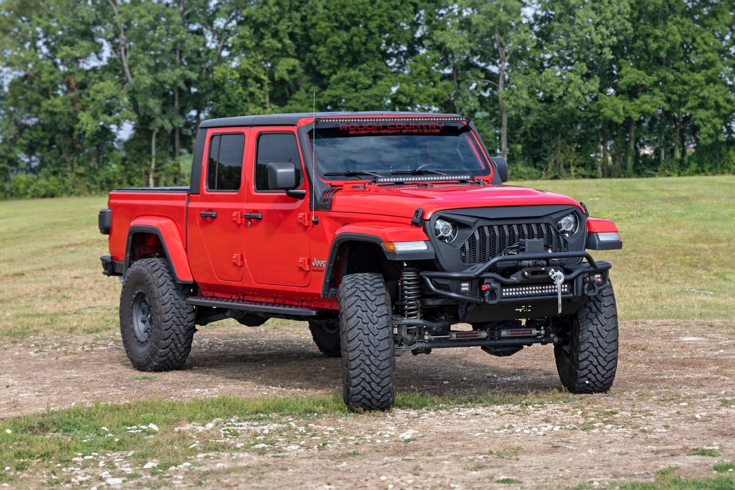 Rough Country 44008 RPT2 Running Board | Jeep Gladiator JT 4WD (2020-2025)
