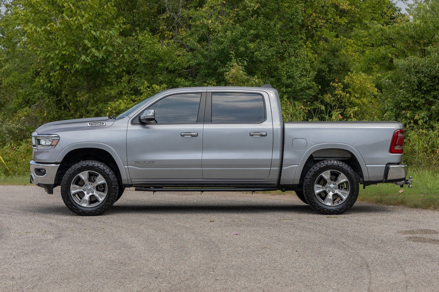Rough Country 14008 OV2 Running Boards | Side Step Bars | Crew Cab | Ram 1500 (19-26)/1500 TRX (21-24)