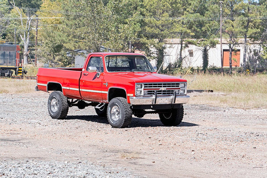 Rough Country 19730 4 Inch Lift Kit | 56 Inch Rear Springs | Chevy/GMC 3/4-Ton Suburban/C25/K25 Truck (73-76)