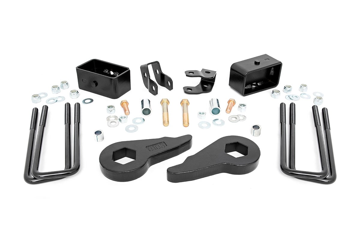 Rough Country 28300 1.5-2 Inch Lift Kit | Chevy Silverado & GMC Sierra 1500 4WD (1999-2006 & Classic)