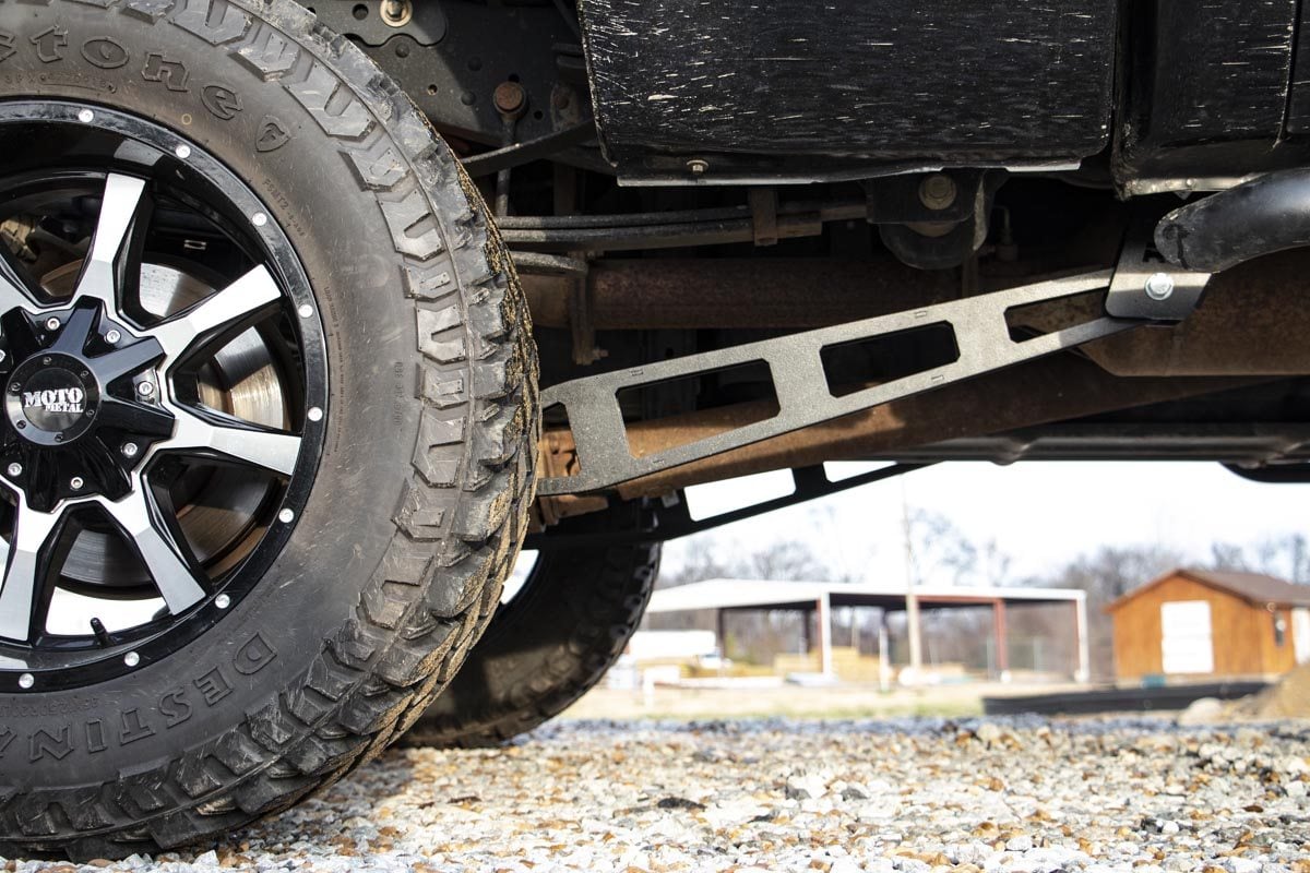 Rough Country 51005 Traction Bar Kit | 0-3 Inch Lift | Ford F-250 Super Duty 4WD (2008-2016)