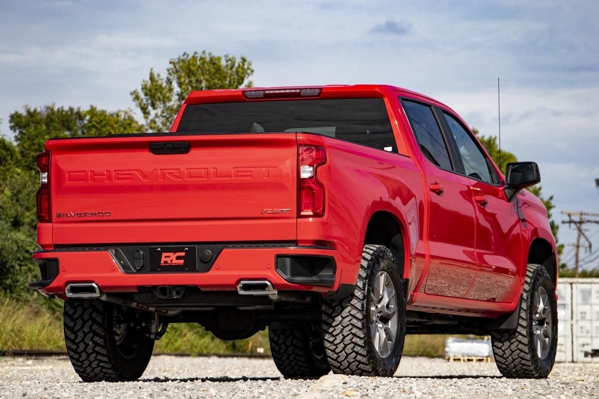 Rough Country 28257 3.5 Inch Lift Kit | Vertex/V2 | Rear Mono Leaf | Chevy Silverado 1500 (22-24)