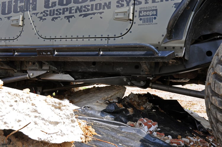 Rough Country 795 Gas Tank Skid Plate | Jeep Wrangler Unlimited 2WD/4WD (2007-2018)