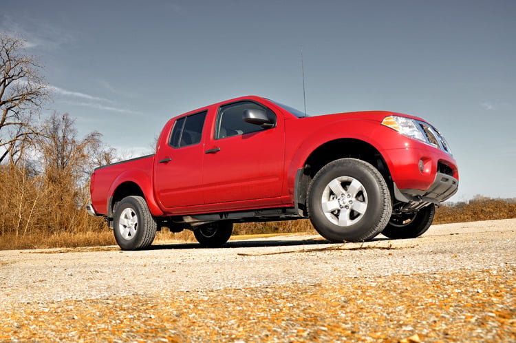 Rough Country 865 2.5 Inch Leveling Kit | Nissan Frontier (05-25)/Xterra (05-15)