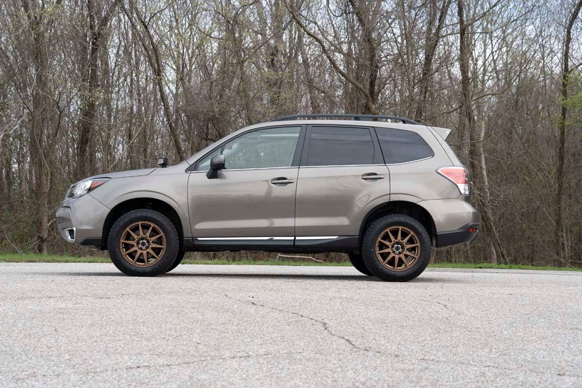Rough Country 90501 2 Inch Lift Kit | Loaded Strut | Subaru Forester 4WD (2014-2018)