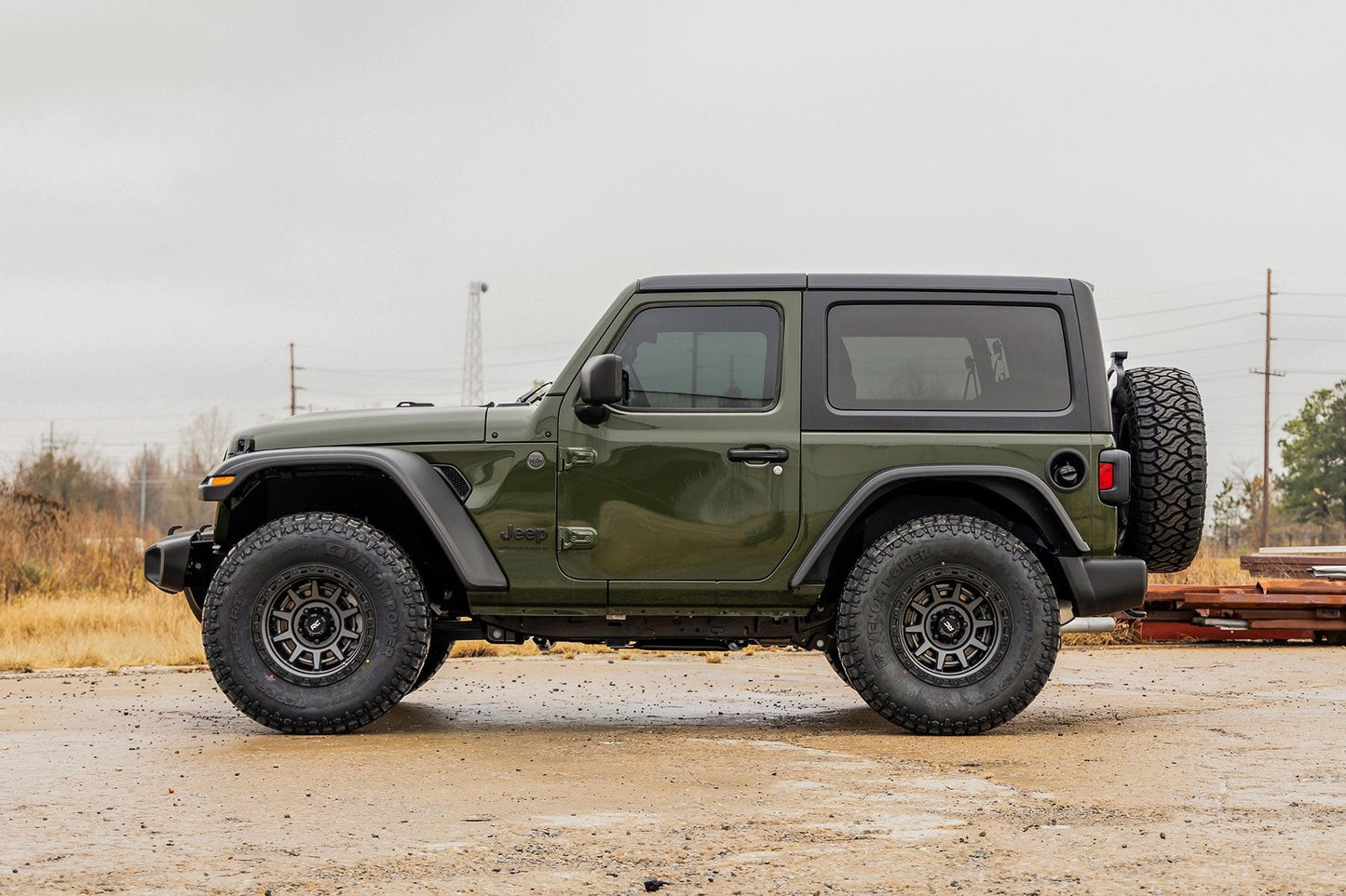 Rough Country 94140 3.5 Inch Lift Kit | C/A Drop | Front D/S | M1 | Jeep Wrangler JL 4WD (2024-2025)