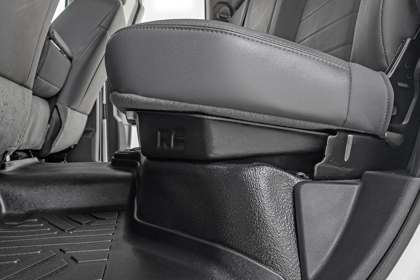 Rough Country RC09401 Under Seat Storage | Quad/Crew Cab | Ram 1500 (02-10)/1500 (11-18)/2500 (11-26)