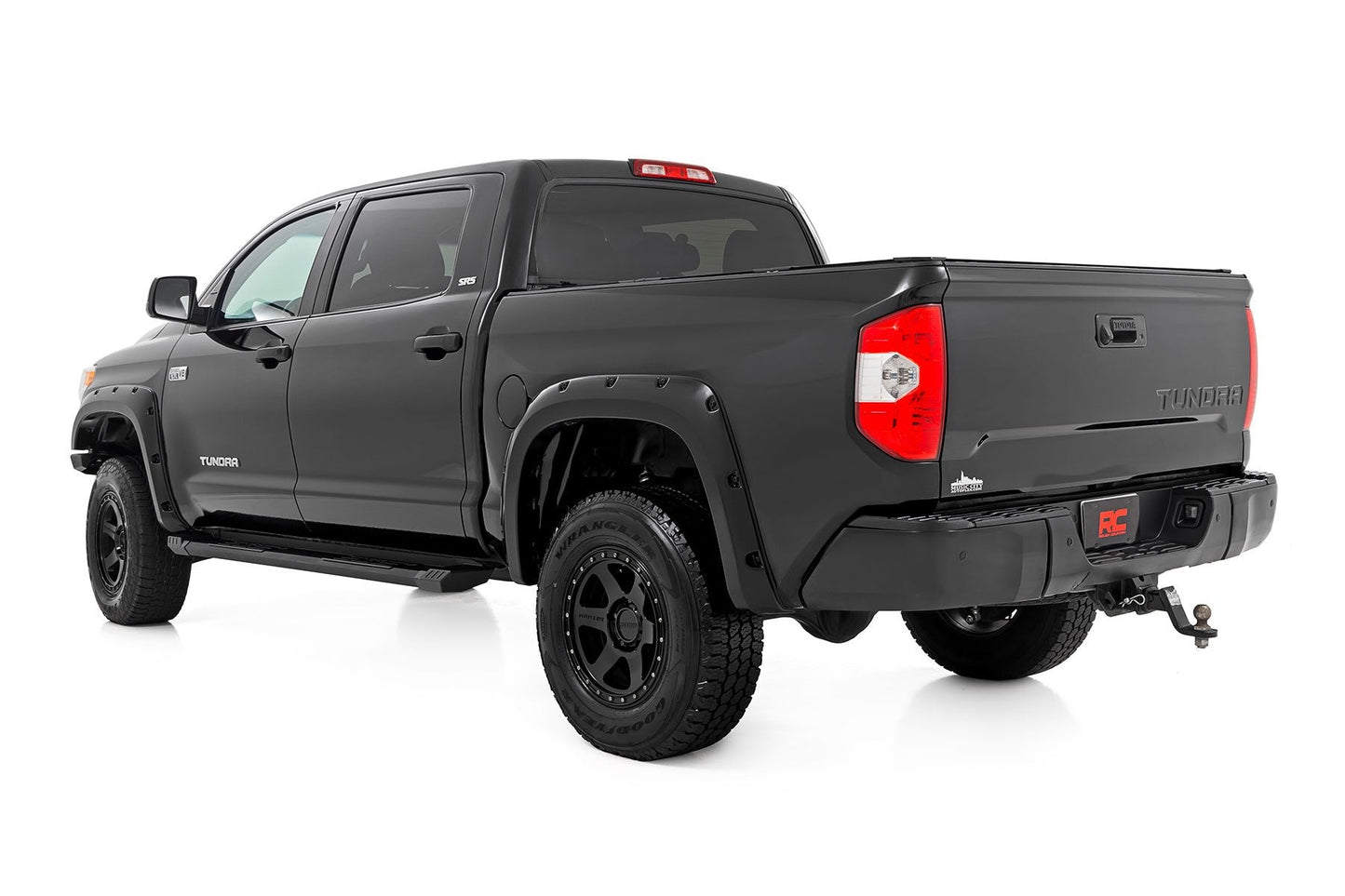 Rough Country SRB071791A HD2 Aluminum Running Boards | Crewmax Cab | Toyota Tundra 2WD/4WD (2007-2021)