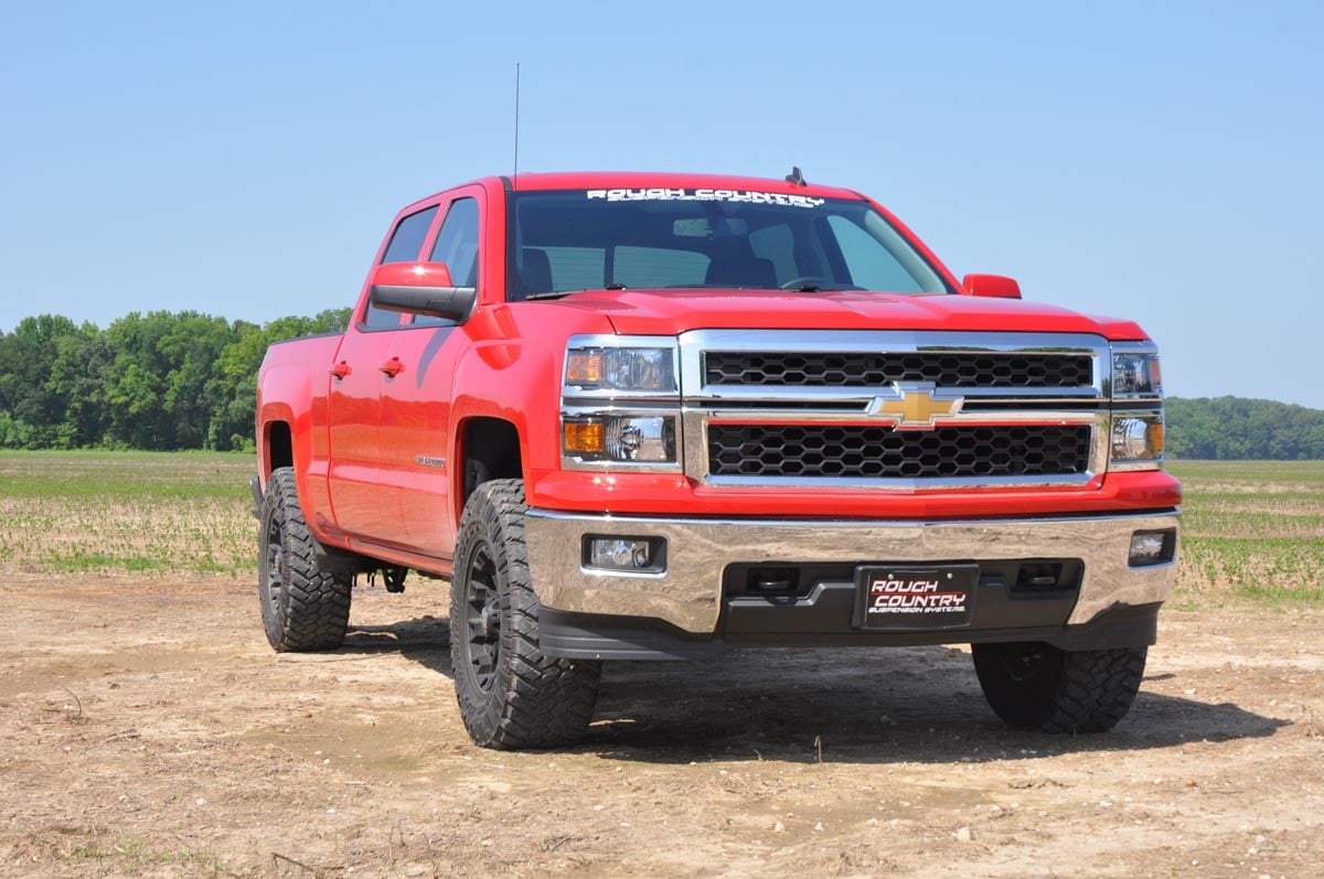 Rough Country 1312 2.5 Inch Leveling Kit | Stamped Steel | Chevy/GMC Sierra 1500 (16-18)/Silverado 1500 (07-18)