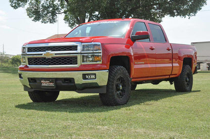 Rough Country 1340 2.5 Inch Lift Kit | Alu/Cast Steel | M1 Strut | Chevy/GMC 1500 (07-18)