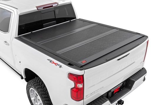 Rough Country 47120650B Hard Low Profile Bed Cover | 6'7" Bed | Chevy/GMC Sierra 1500 (19-26)/Silverado 1500 (19-26)
