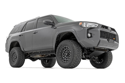 Rough Country 73931 4.5 Inch Lift Kit | RR Coils | N3 Struts | Toyota 4Runner 2WD/4WD (2015-2020)