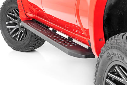 Rough Country 44002 RPT2 Running Boards | Crew Cab | Black | Chevy/GMC 1500/2500HD/3500HD (19-26 & Refresh)
