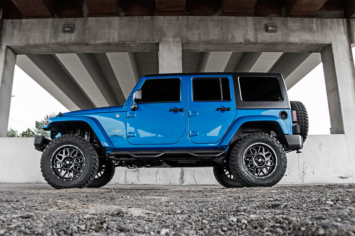 Rough Country 69440 3.5 Inch Lift Kit | M1 | Jeep Wrangler Unlimited 2WD/4WD (2007-2018)