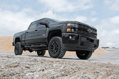 Rough Country 95920RED 3.5 Inch Lift Kit | Chevy/GMC 2500HD/3500HD 2WD/4WD (11-19)