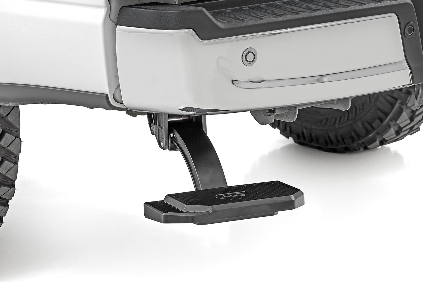 Rough Country PW049807 Retractable Bed Step | Manual Pull | Ford F-150 (21-25)/F-150 Lightning (22-25)