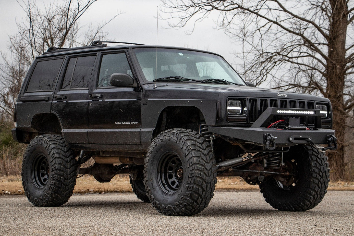 Rough Country 67222 6.5 Inch Lift Kit | Long Arm | NP231 | Jeep Cherokee XJ 4WD (1984-2001)