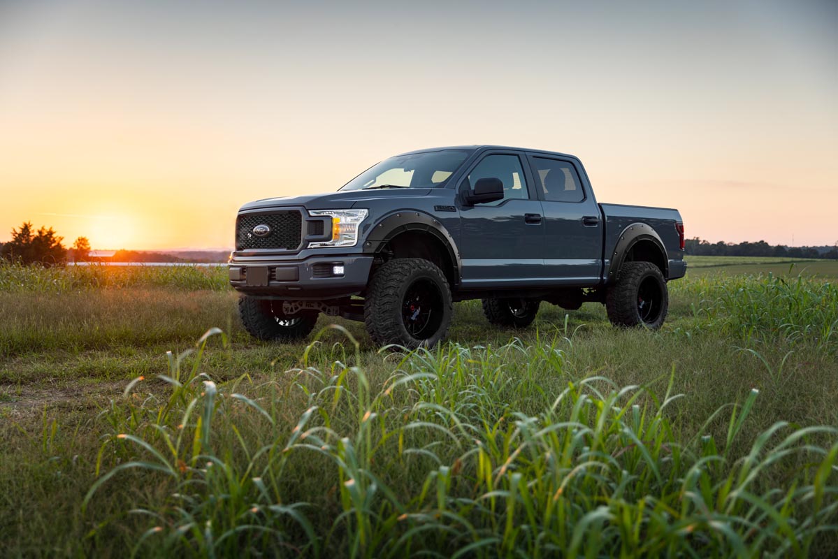 Rough Country A-F11811-Z1 Fender Flares | Defender | Z1 Oxford White | Ford F-150 2WD/4WD (2015-2020)