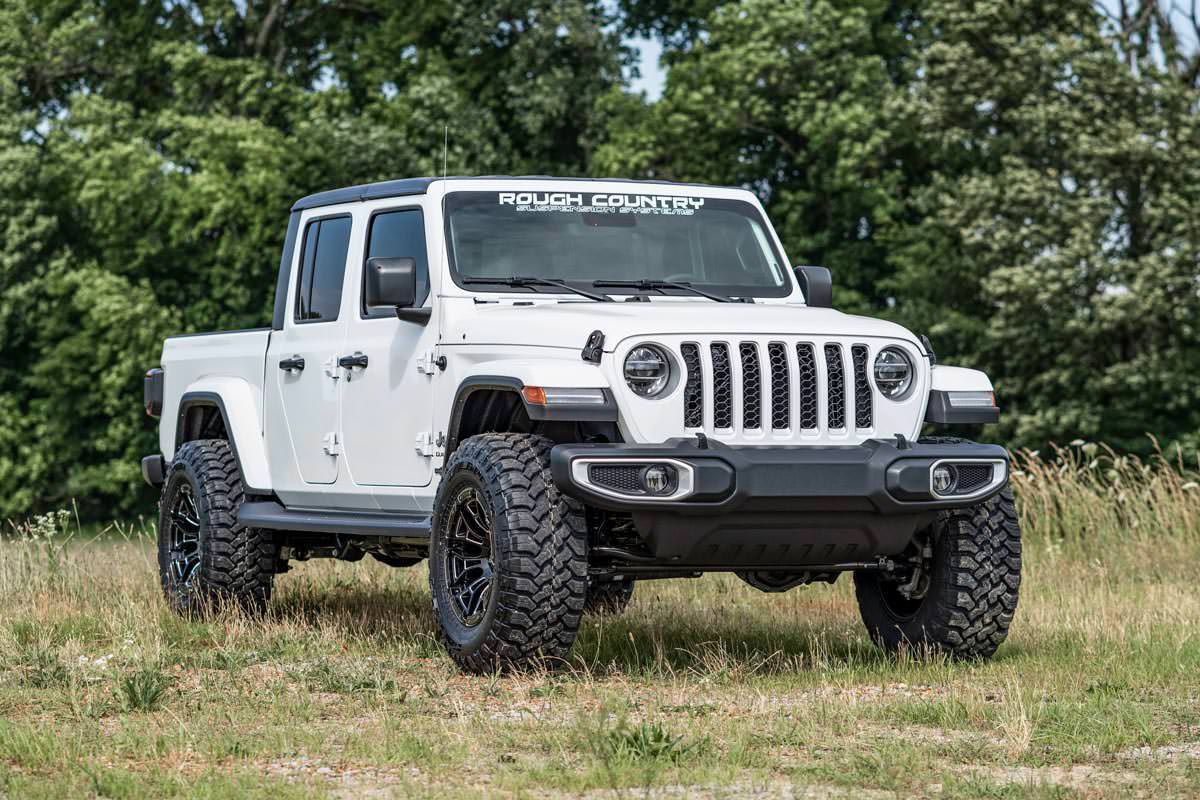 Rough Country 64844 2.5 Inch Leveling Kits | Springs | M1R | Jeep Gladiator JT 4WD (2020-2023)