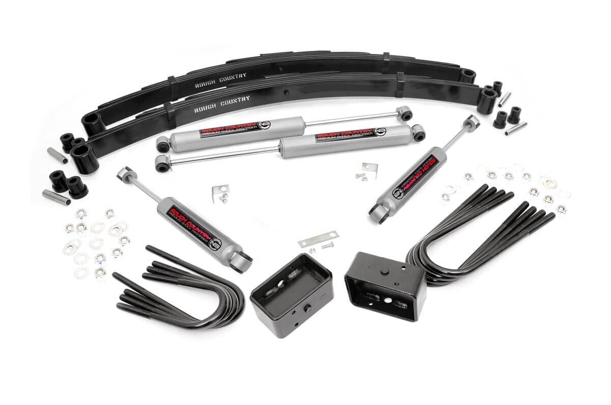 Rough Country 135-88-9230 2 Inch Lift Kit | RR Blocks | Chevy Half-Ton Suburban/K5 Blazer 4WD (88-91)