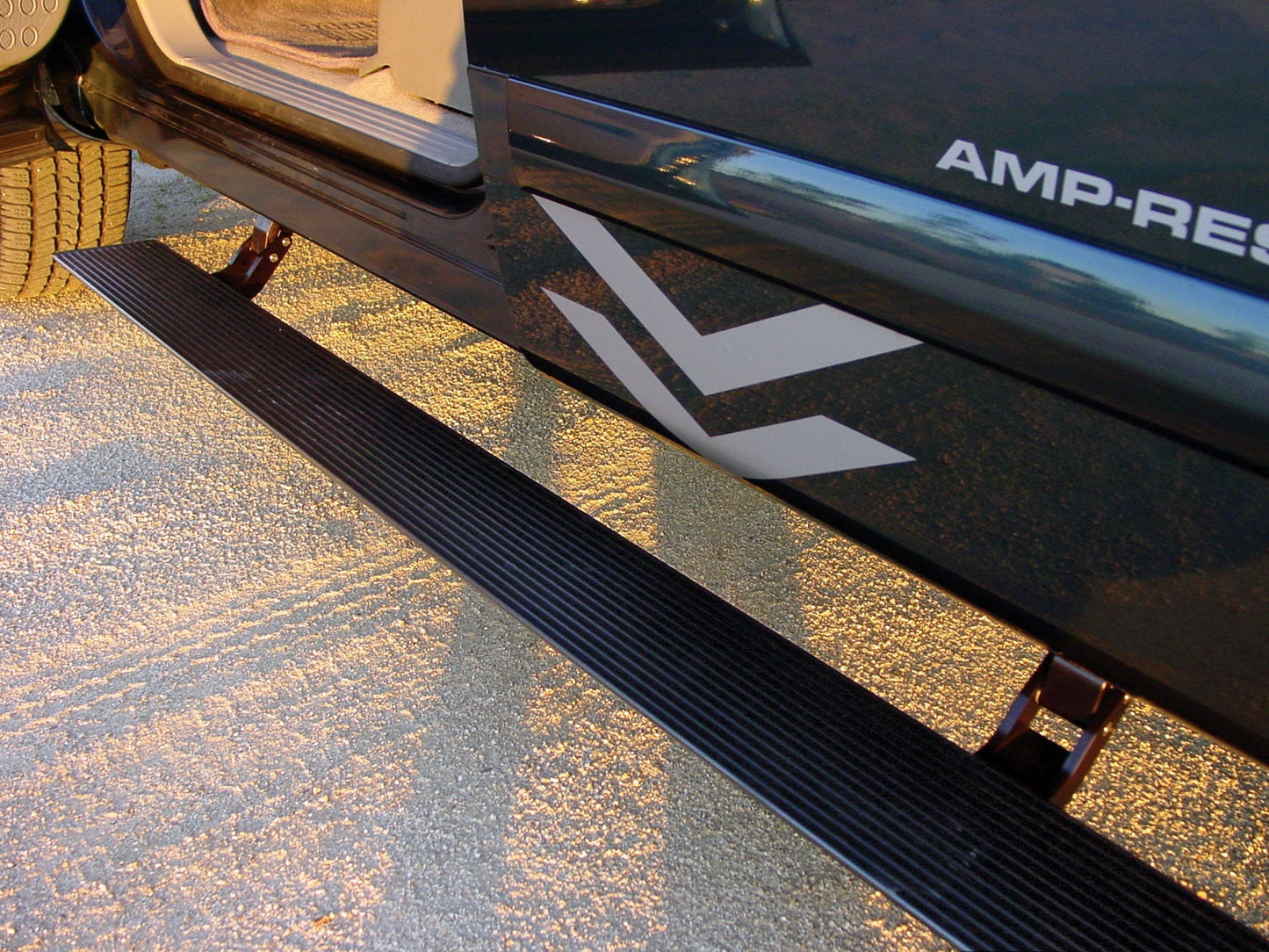 AMP Research 75110-01A PowerStep Elect Rng Brd - 04-15 Titan Crew/King Cab, Armada, 04-10 Infinity QX56