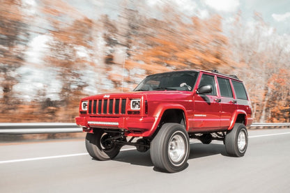 Rough Country 633N2 4.5 Inch Lift Kit | RR springs | Jeep Cherokee XJ 2WD/4WD (1984-2001)