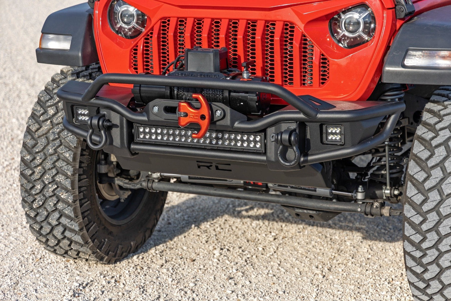 Rough Country 10647 Front Winch Bumper | Tubular | Skid Plate | Jeep Gladiator JT/Wrangler JK & JL/Wrangler Unlimited