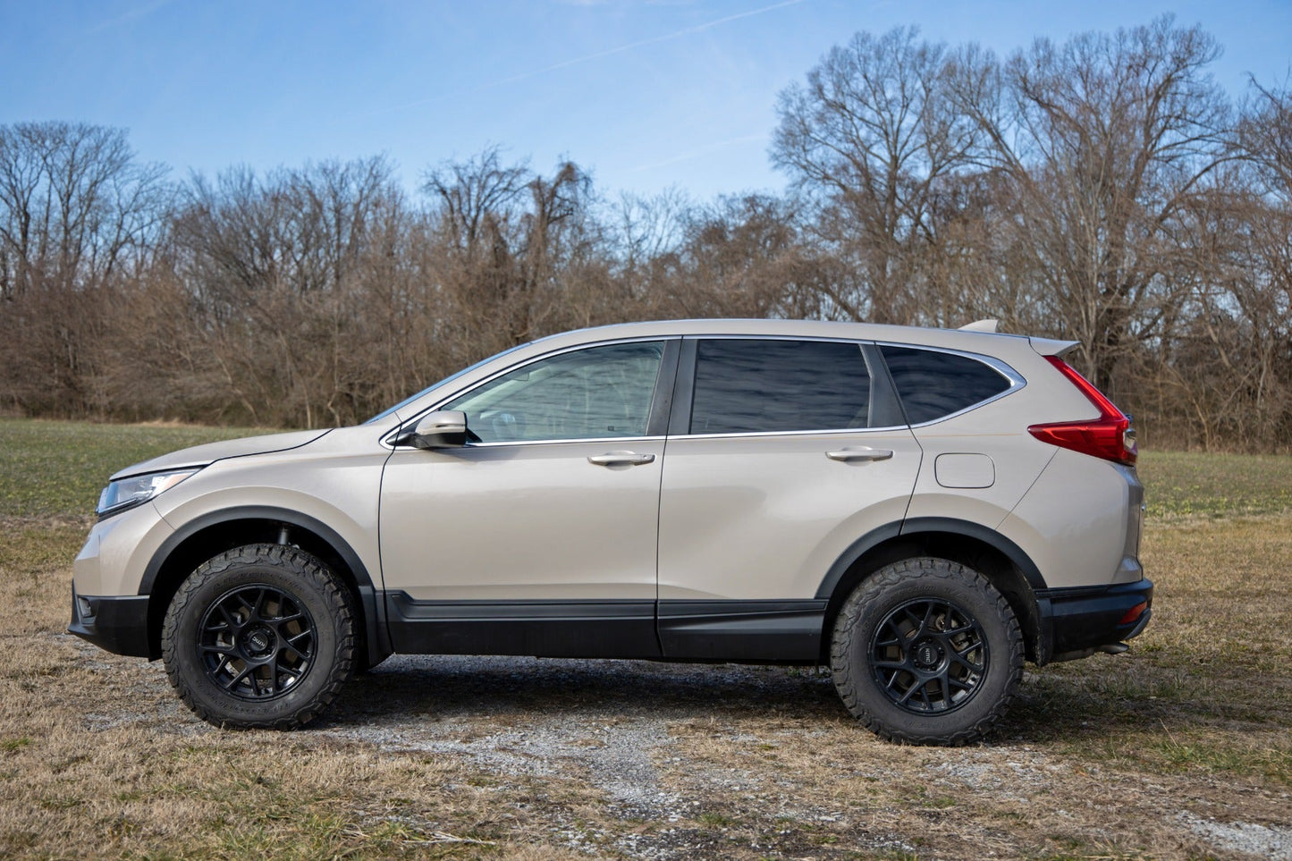 Rough Country 98331 2 Inch Lift Kit | N3 Struts | Honda CR-V 4WD (2017-2020)