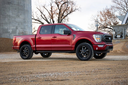 Rough Country 57131 2 Inch Lift Kit | N3 Struts/N3 | Ford F-150 4WD (2021-2025)