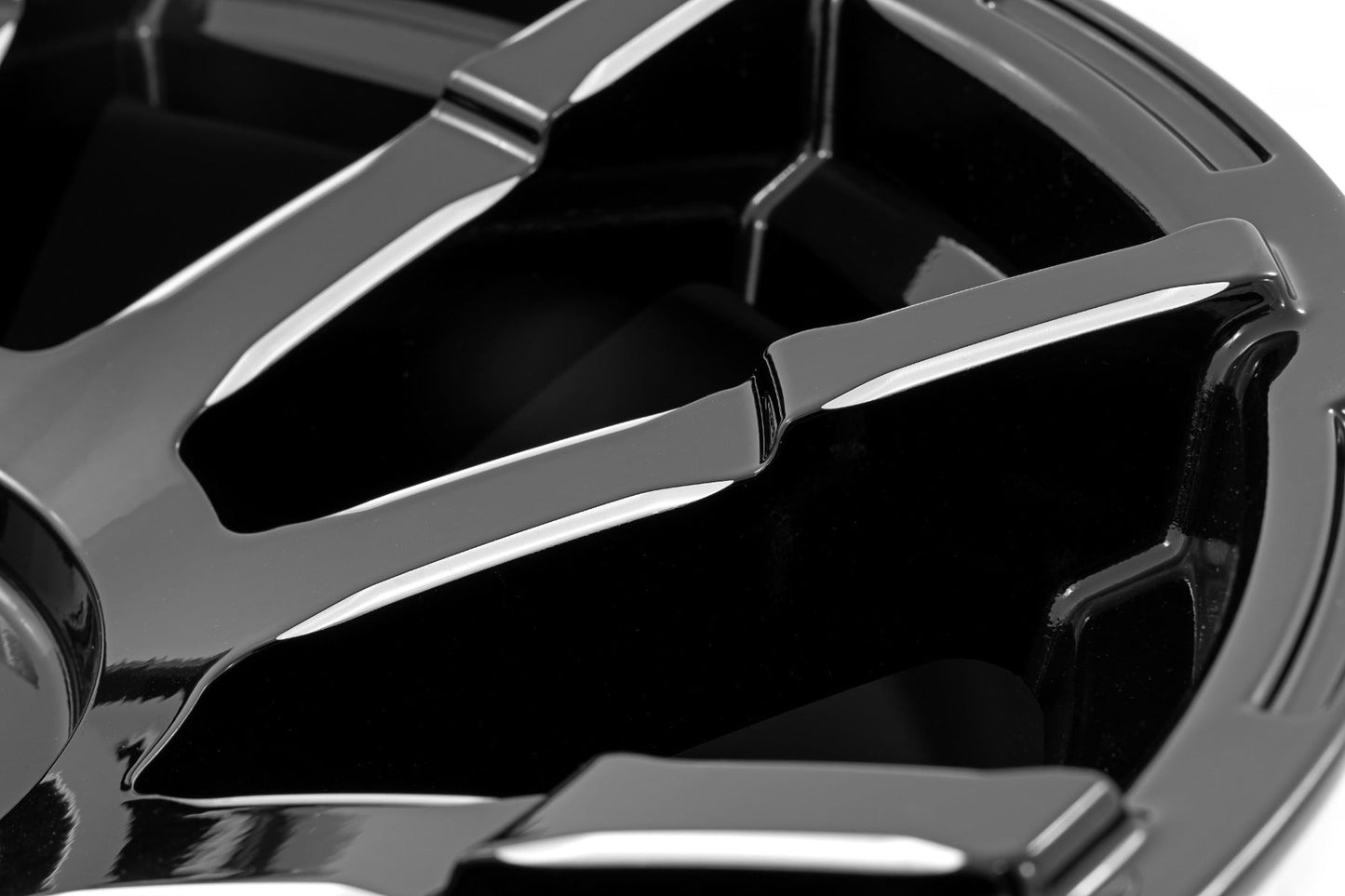 Rough Country 83170912 Rough Country 83 Series Wheel | One-Piece | Gloss Black | 17x9 | 6x5.5 | +0mm