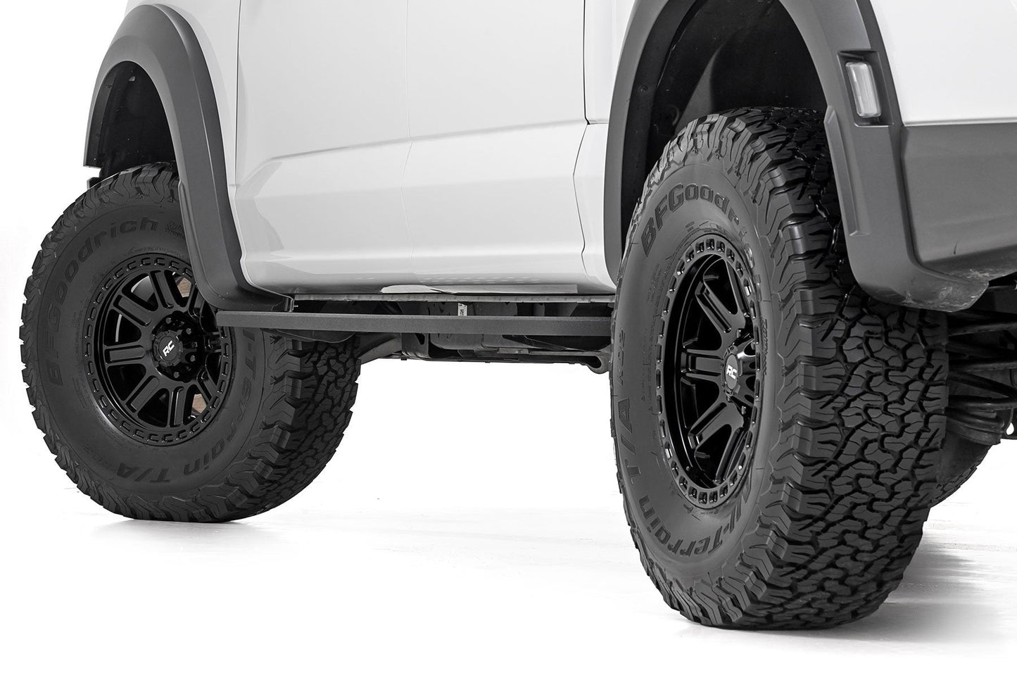 Rough Country 84150814 Rough Country 84 Series Wheel | One-Piece | Gloss Black | 15x8 | 5x5.5 | -19mm