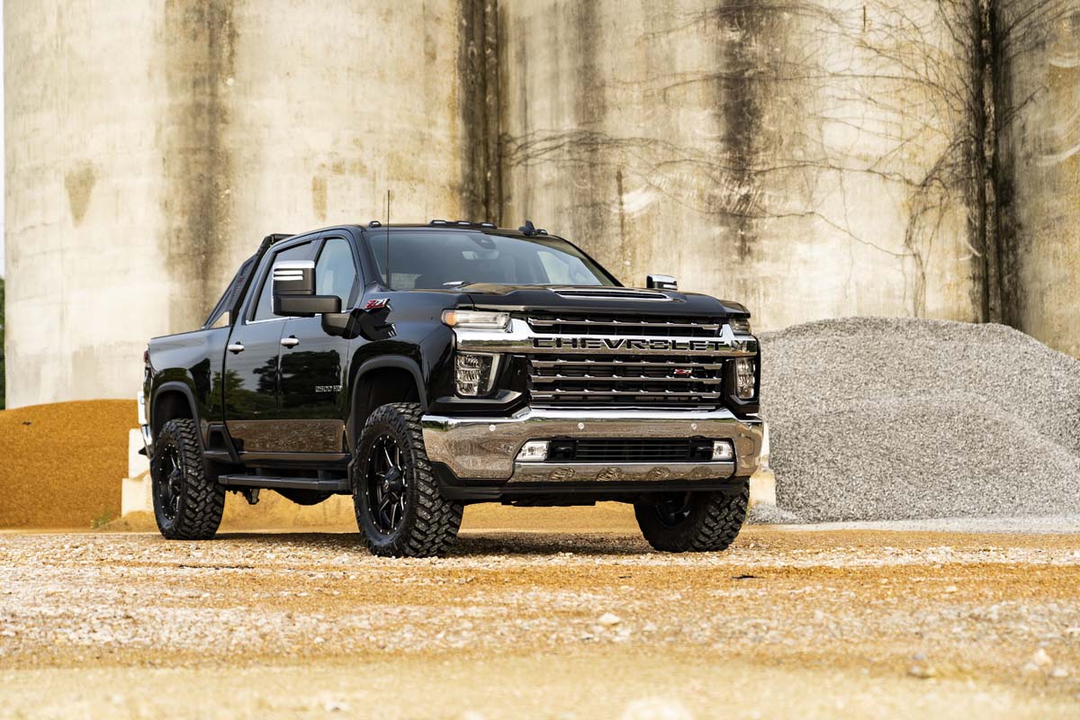 Rough Country 959440 1.5-2 Inch Leveling Kit | M1 | Chevy/GMC 2500HD/3500HD (20-25)