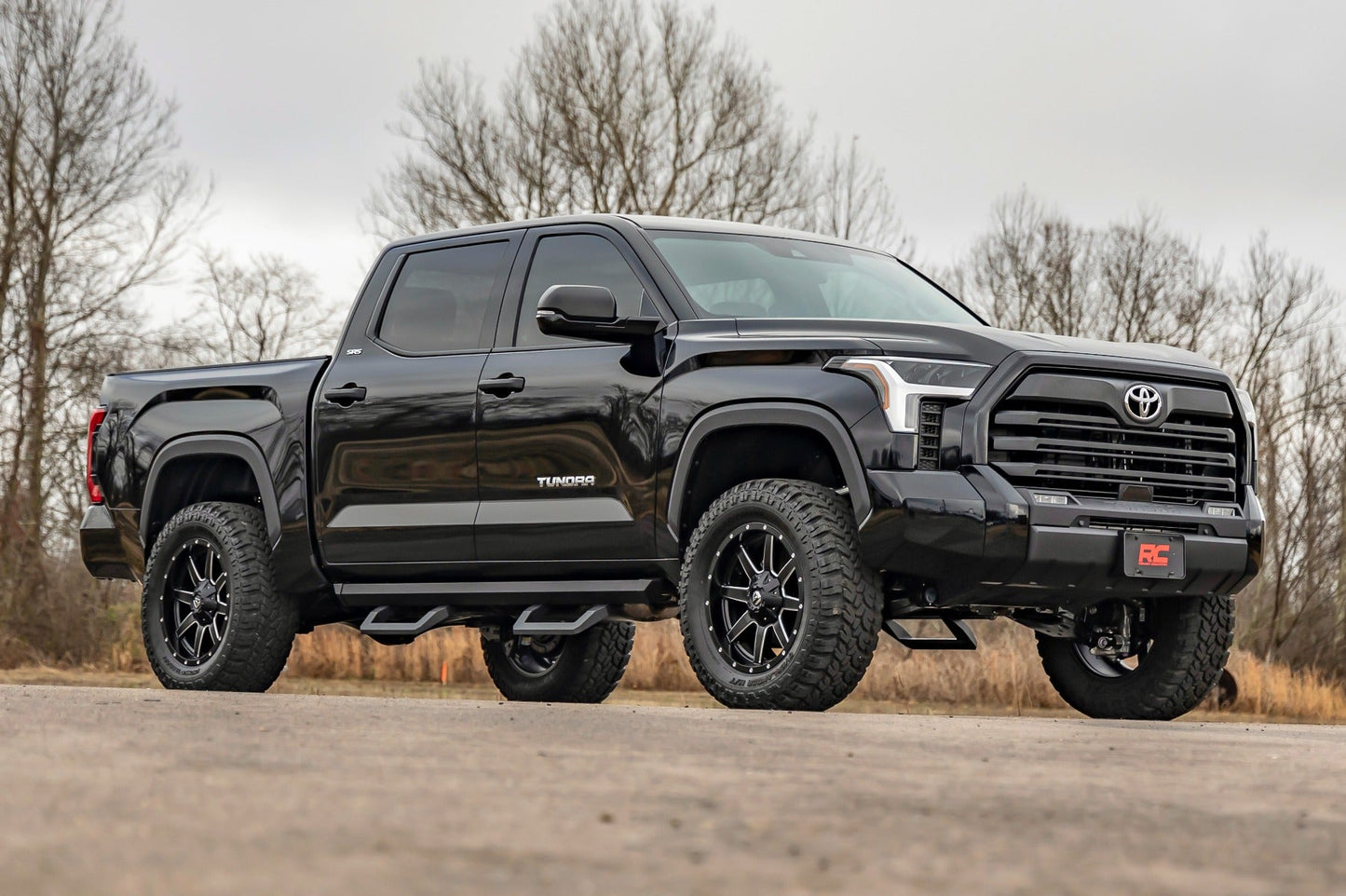 Rough Country 70340 3.5 Inch M1 Lift Kit | Toyota Tundra 4WD (2022-2025)