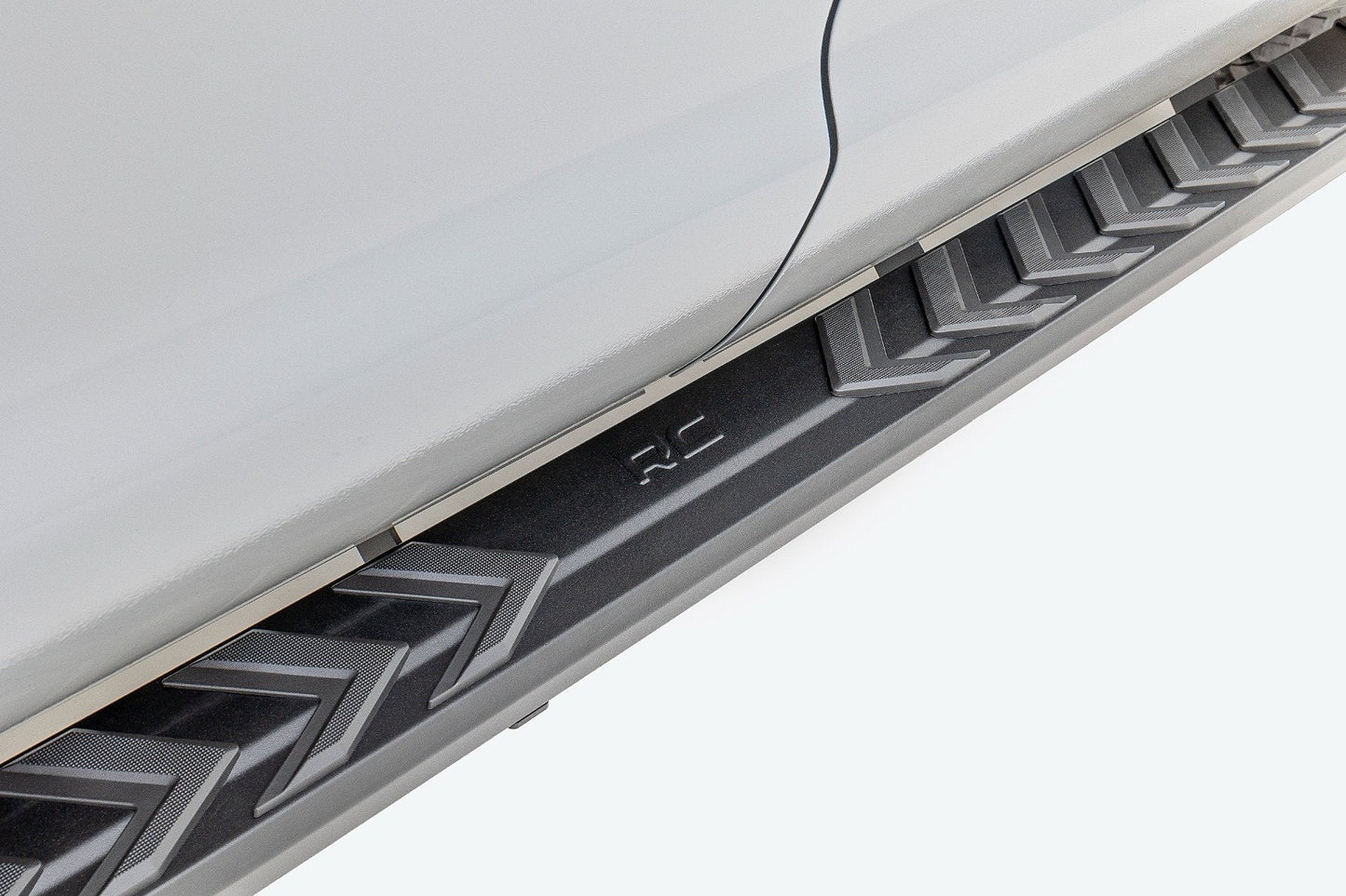 Rough Country 41005 BA2 Running Boards | Side Step Bars | Crew Cab | Toyota Tundra 2WD/4WD (07-21)