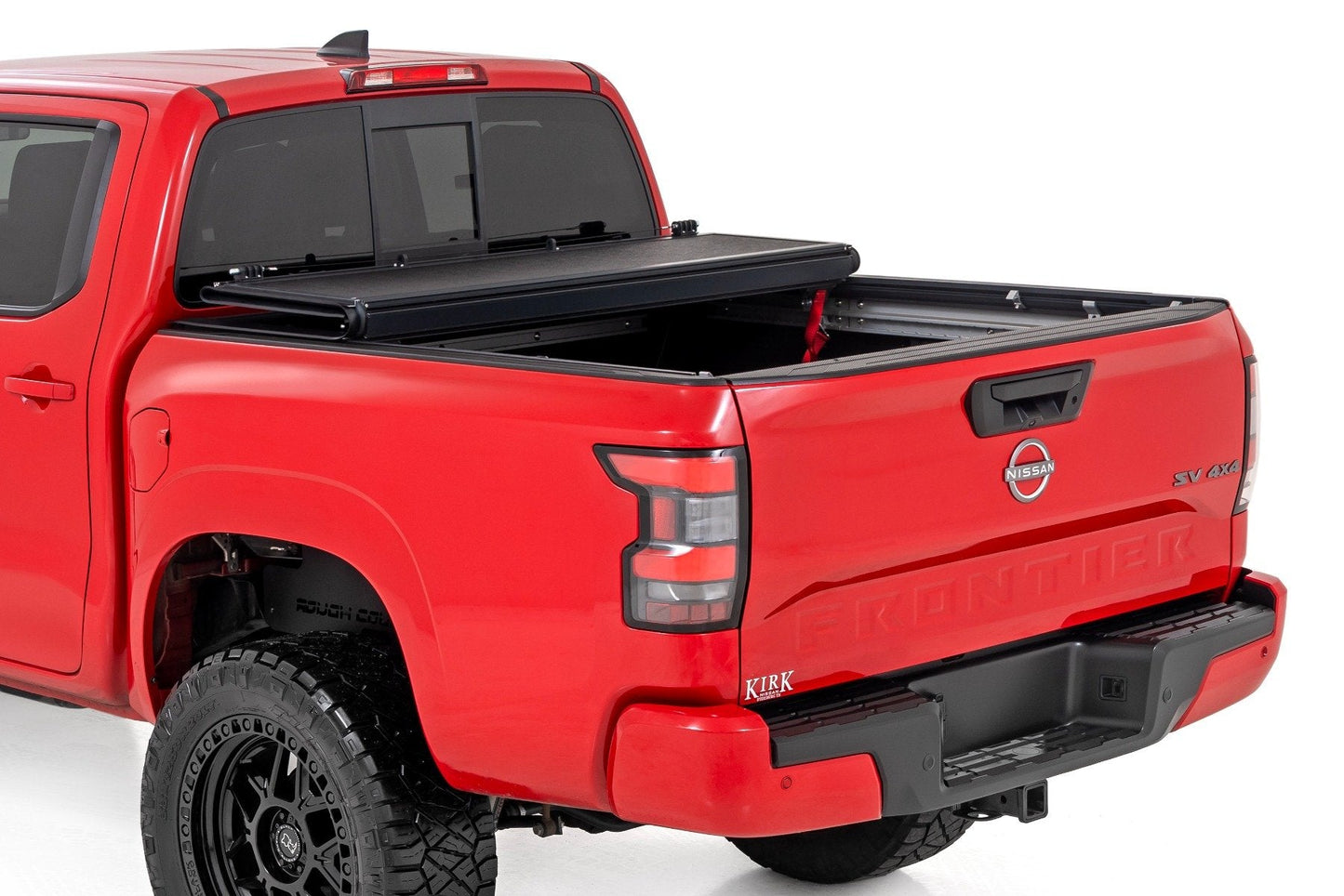 Rough Country 47520551B Hard Low Profile Bed Cover | 5' Bed | w/Cargo Mgmt | Nissan Frontier (22-26)