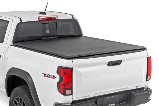 Rough Country 42120500 Soft Roll Up Bed Cover | 5' Bed | Chevy/GMC Canyon/Colorado 2WD/4WD (15-26)