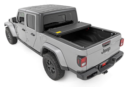 Rough Country 47620500B Hard Low Profile Bed Cover | 5' Bed | Jeep Gladiator JT 4WD (2020-2025)