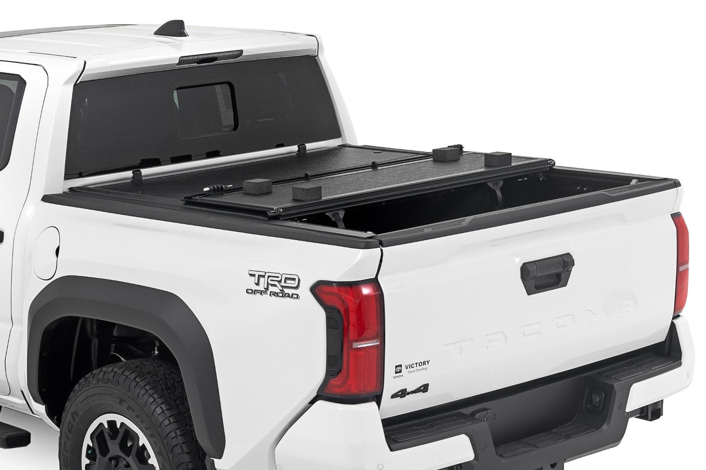 Rough Country 47415551B Hard Low Profile Bed Cover | 5' Bed | Toyota Tacoma 2WD/4WD (2024-2026)